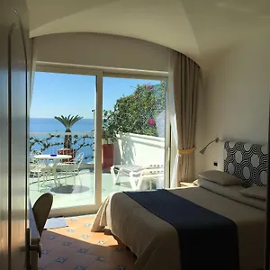 Bellevue 3*, Amalfi Italië